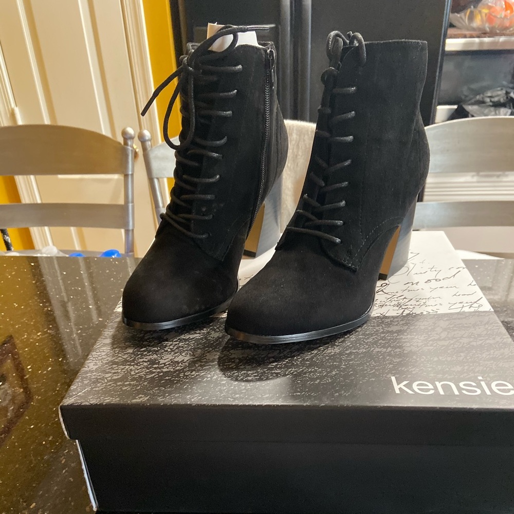 Suede booties - Picture 2 of 3